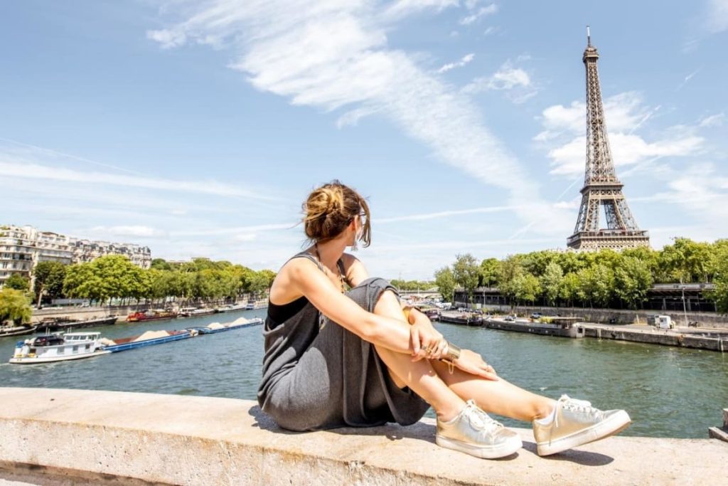 What Solo Travel in Europe Teaches You That Group Trips Can’t